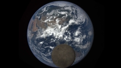 die „Mondrückseite“ gesehen von DSCOVR