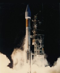 Start der ersten Atlas-IIAS mit Telstar 401