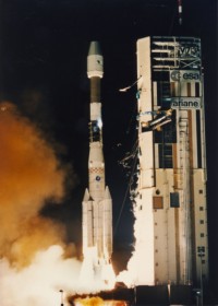 Start der Ariane-4 V73 mit Intelsat 706