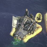 Gemini VIII wartet auf die Bergung