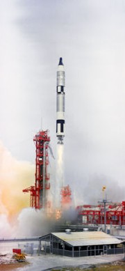 Start von Gemini VII