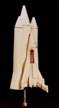 McDonnell Douglas Entwurf des Space Shuttle mit zwei 156″ Feststoffboostern