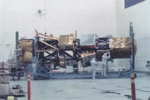 ONYX (LACROSSE) Satellit im Bau (alle bekannten Aufnahmen zeigen diese Szene)