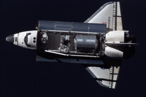 „Discovery“ F-31 beim Rendezvous mit der ISS