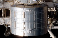 das frisch installierte japanische Raumstationsmodul ELM-PS